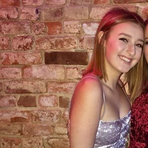 Meet your Posher, Ava
